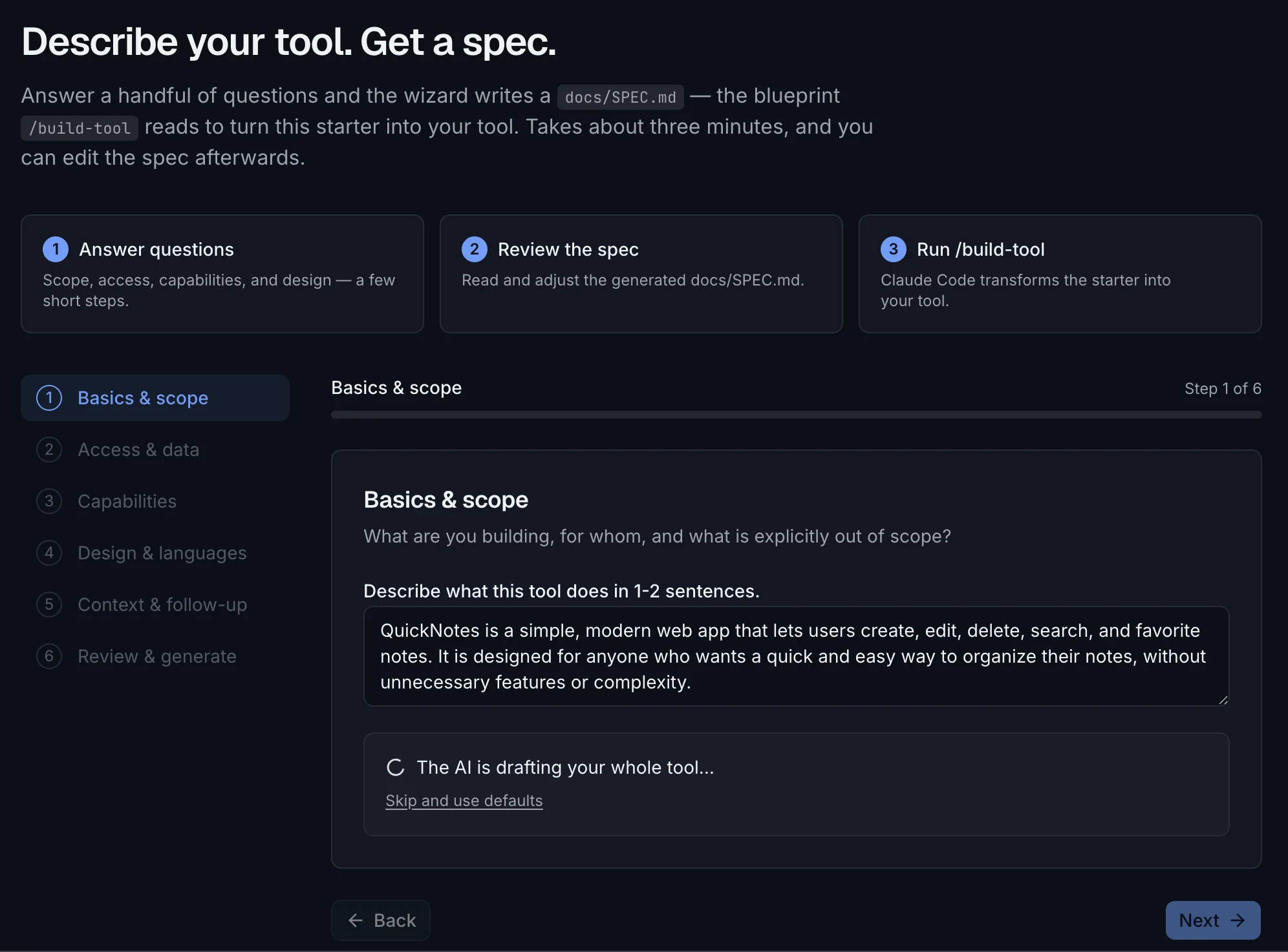 Startscherm van de wizard 'Describe your tool. Get a spec.' met de drie stappen en de eerste vraag, terwijl de AI de hele tool aan het opstellen is